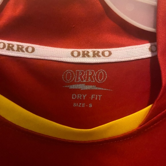 Two Vintage Football Jersey Sz Small - Jamaica/Etihad - Picture 5 of 8